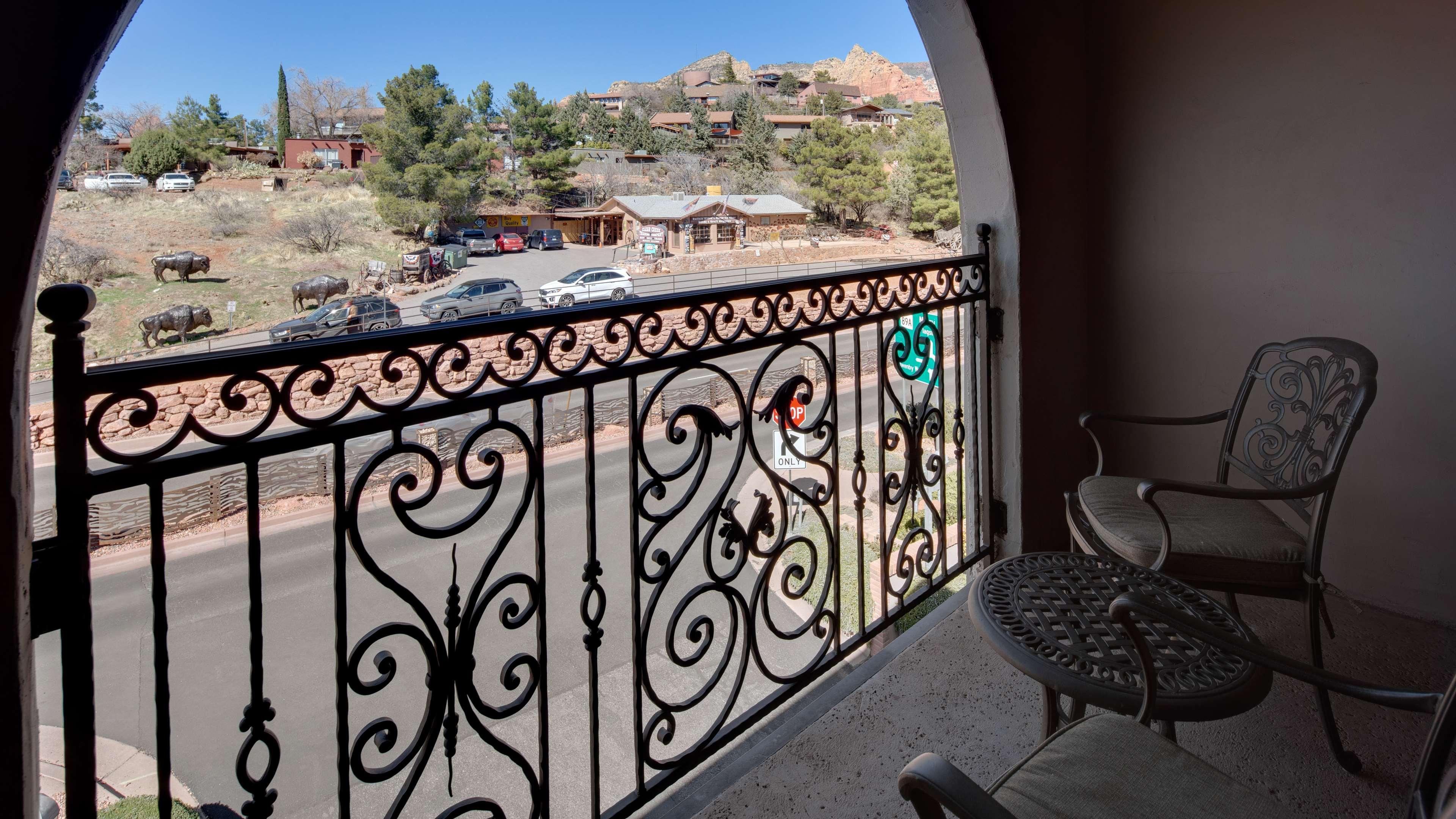 Best Western Plus Arroyo Roble Hotel & Creekside Villas Sedona Exterior photo